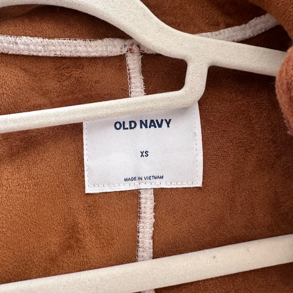 Old Navy Sherpa Jacket - Picture 3 of 6